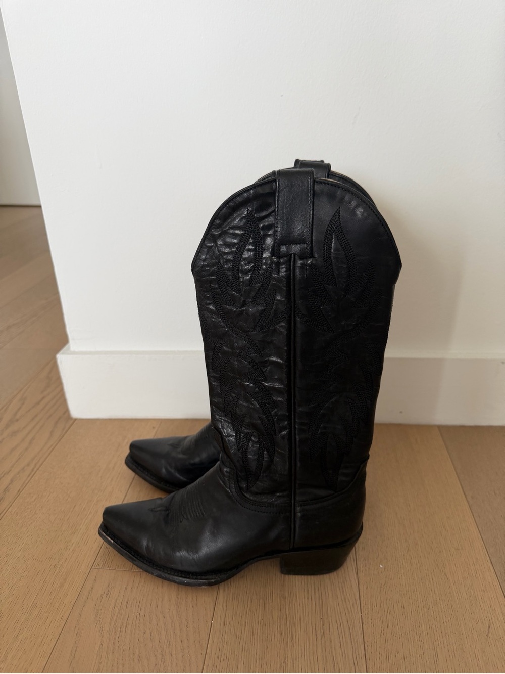 Idyllwind Women’s Wheeler Western Boot -  Black Cowboy Boots - Size 6.5